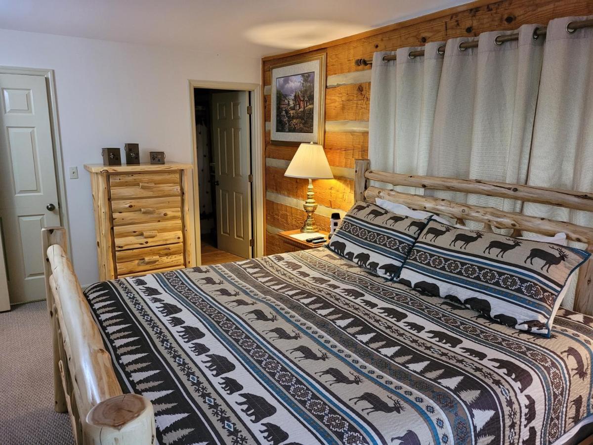 Bears Hideaway Villa Пиджен Фордж Екстериор снимка